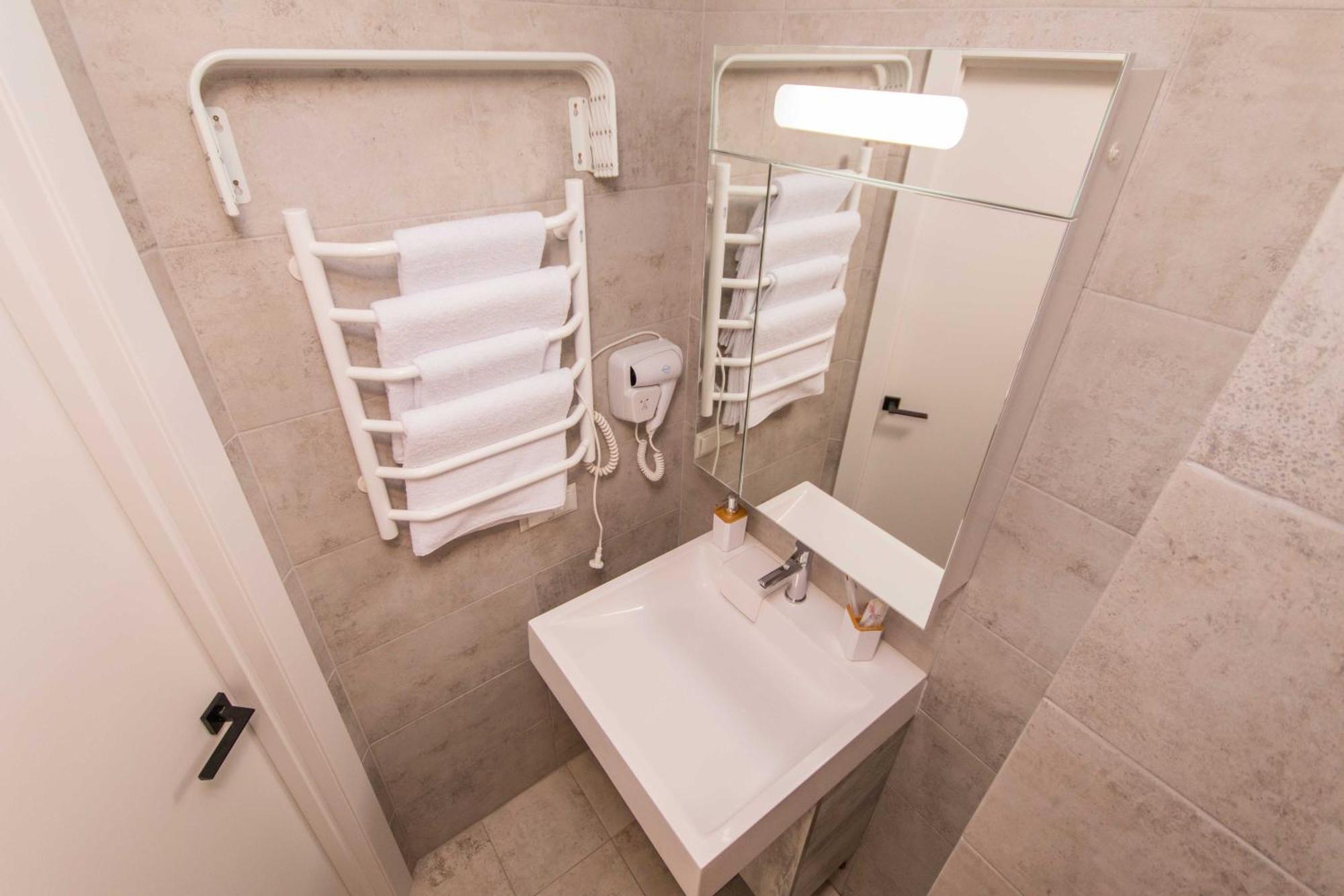 Myfreedom Апартаменти Метро Берестейська Kiew Zimmer foto